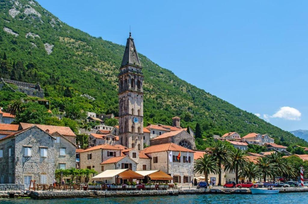 Boka Di Mare Apartment Tivat Exterior foto