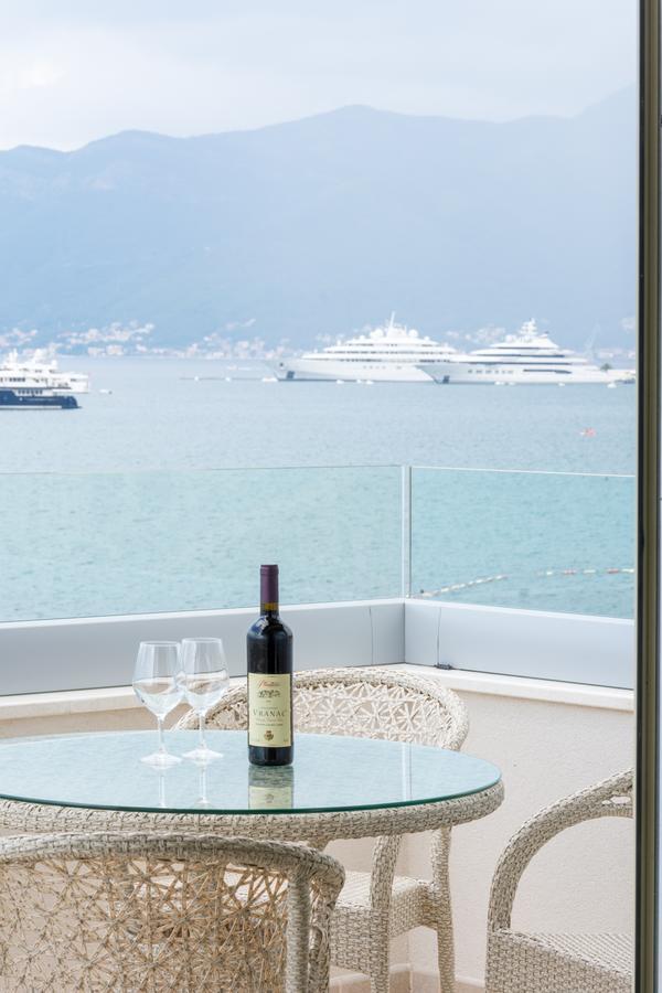 Boka Di Mare Apartment Tivat Exterior foto