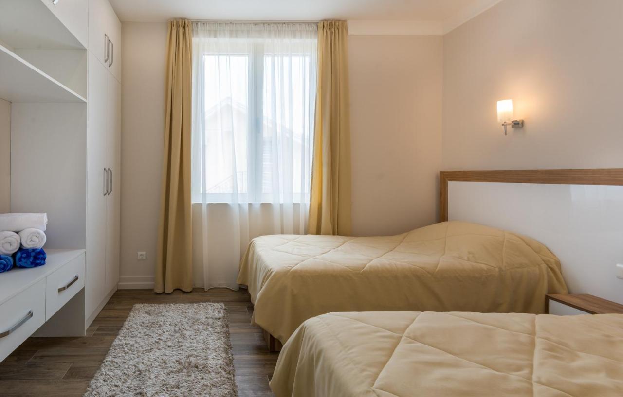 Boka Di Mare Apartment Tivat Exterior foto