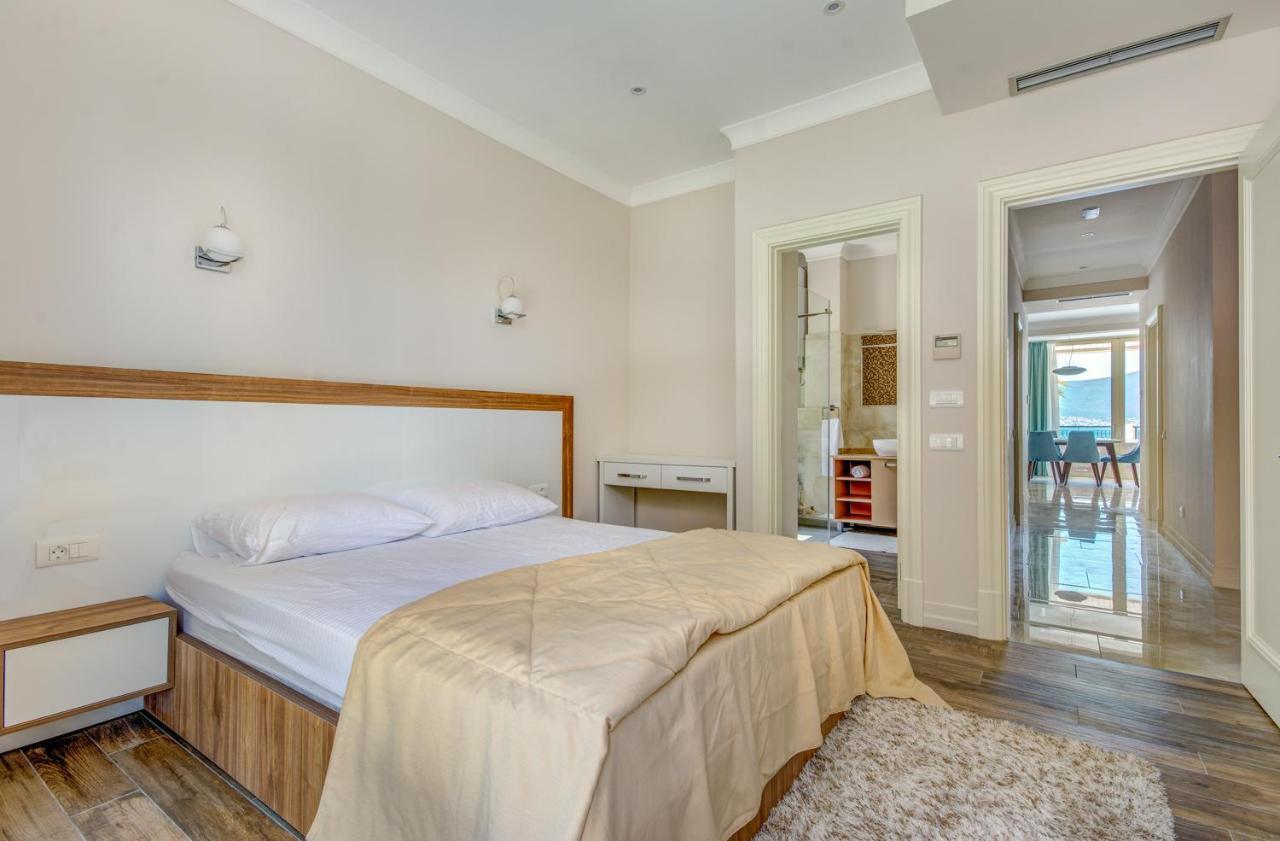Boka Di Mare Apartment Tivat Exterior foto