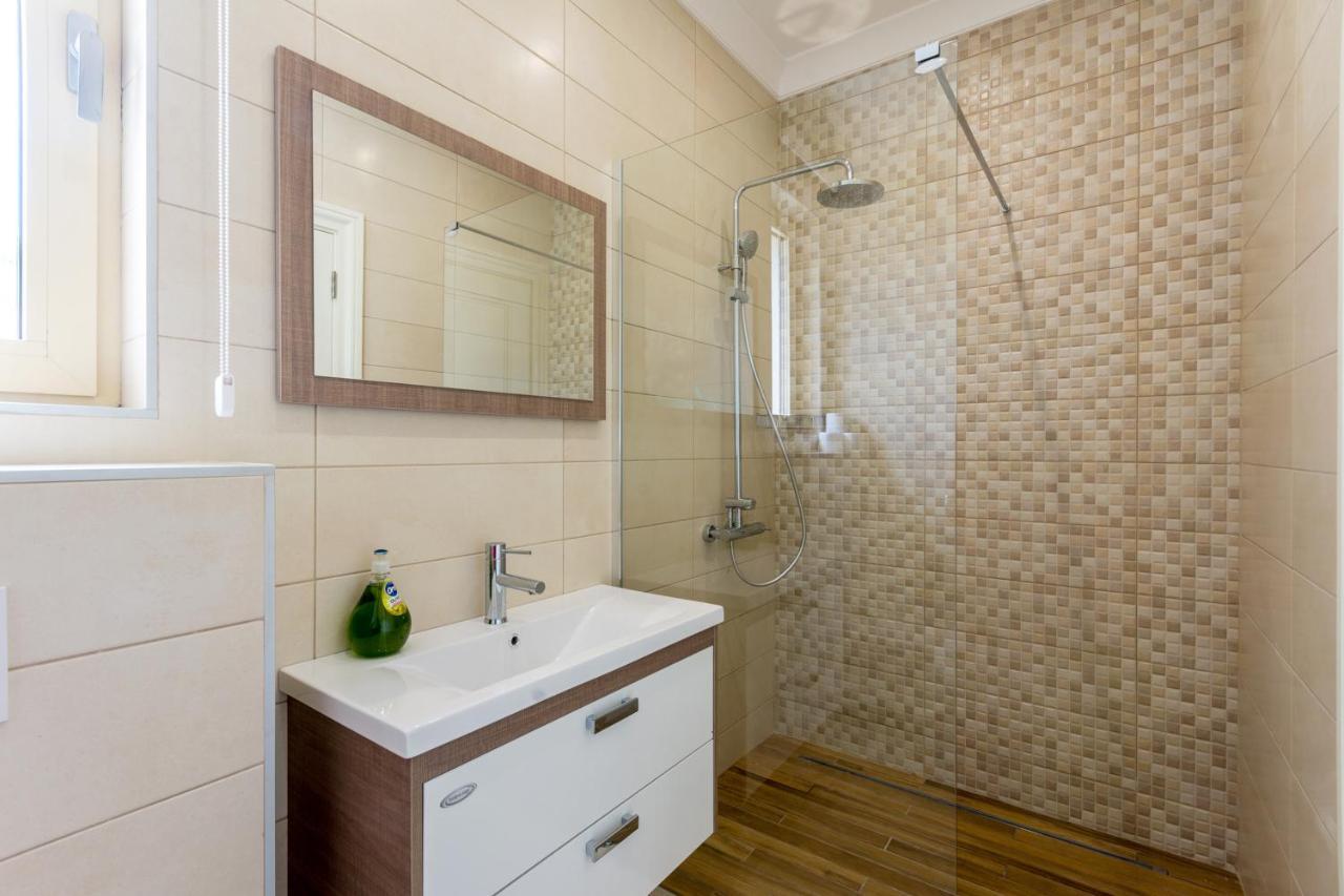 Boka Di Mare Apartment Tivat Exterior foto