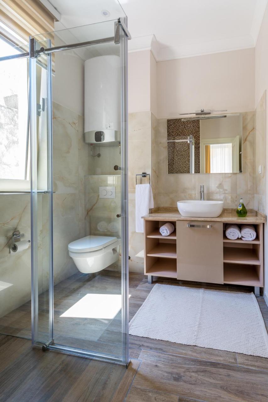 Boka Di Mare Apartment Tivat Exterior foto